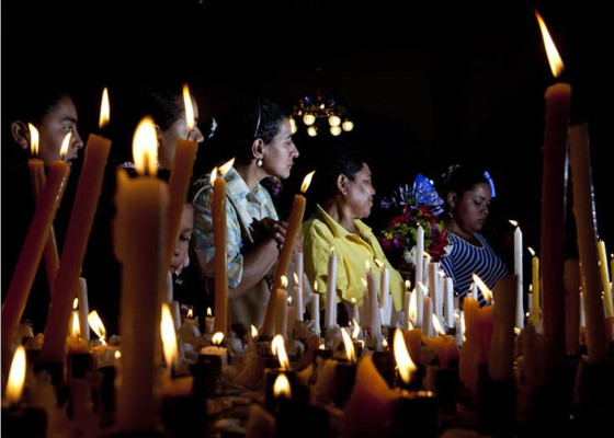 Hondureños piden a la Virgen de Suyapa por seguridad, empleo y buen gobierno