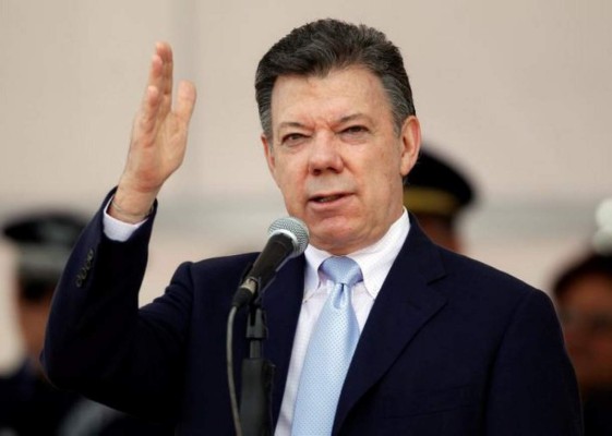 Santos plantea alianza Colombia-Cuba para explotar boom turístico