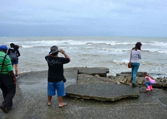 Huracán Otto toca tierra en el sur de Nicaragua