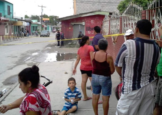 Matan a dos jóvenes luego de salir de posta policial en San Pedro Sula