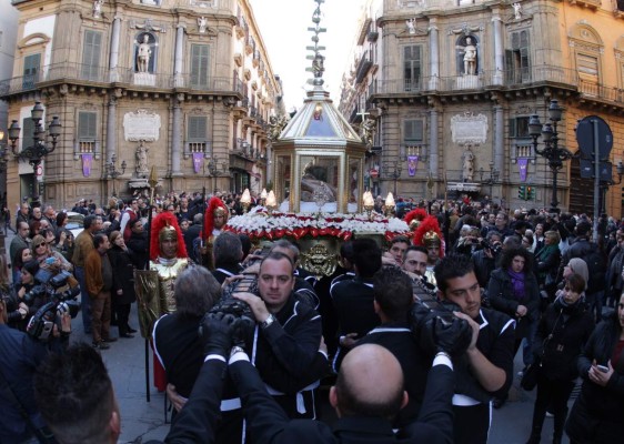 En fotos: fervor religioso en todo el mundo