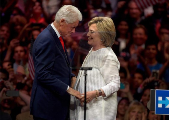 Bill Clinton, un animal político decidido a retomar la Casa Blanca