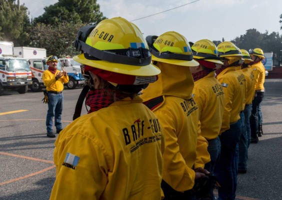 Incendios arrasan unas 8,700 hectáreas de bosque en Guatemala