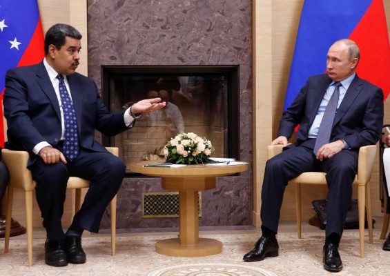 Putin y Maduro abordarán una posible ayuda financiera de Moscú a Venezuela