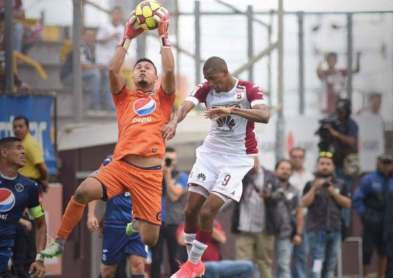 Video: Saprissa le robó el triunfo al Motagua con gol de Bengtson