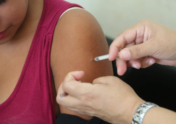 Salud aplicará 200,000 vacunas más contra influenza