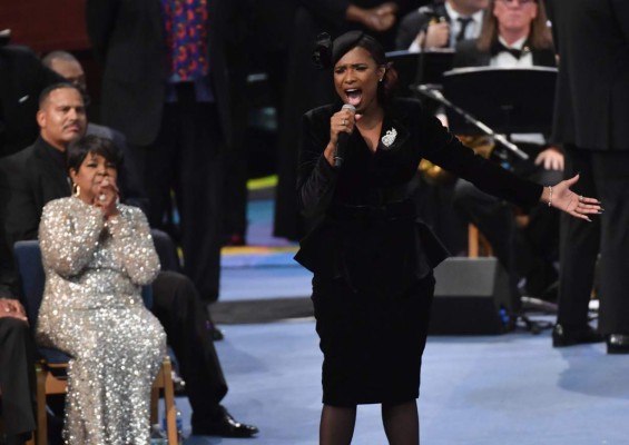 Aretha Franklin recibe homenajes en un grandioso funeral con seis horas de música