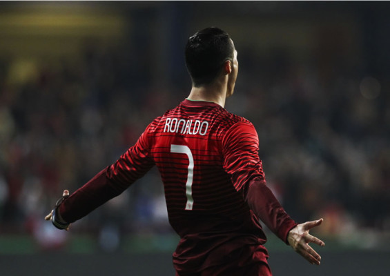 Cristiano Ronaldo ya es máximo goleador de la historia de Portugal