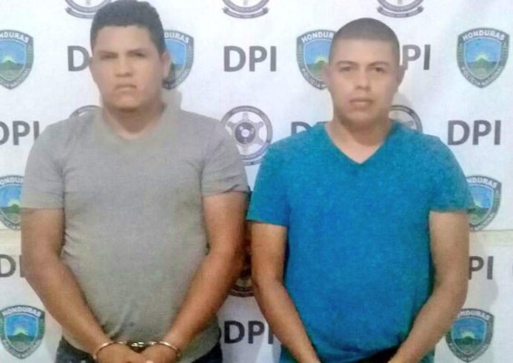 Capturan a dos hombres vinculados con la muerte de al menos cinco personas