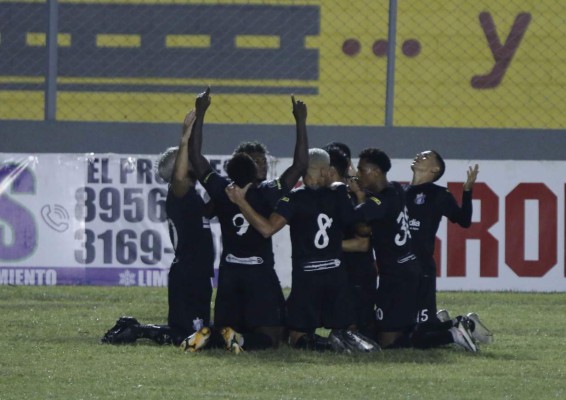 Honduras Progreso aplastó a la UPN y clasificó a las semifinales