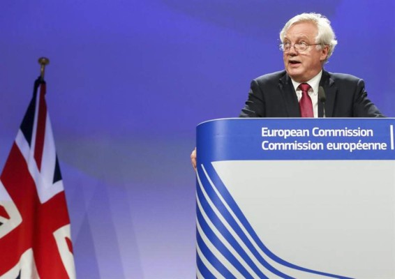 El ministro británico del 'brexit' no tiene 'la certeza' de un acuerdo con la UE