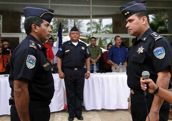 Asume nuevo jefe de la Metropolitana 11 de la Policía de El Progreso