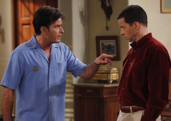 Charlie negocia regreso a 'Two and a Half Men”