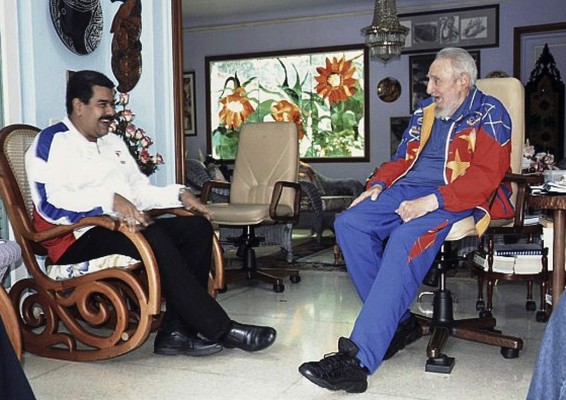 Fidel Castro reaparece en reunión con Maduro en Cuba