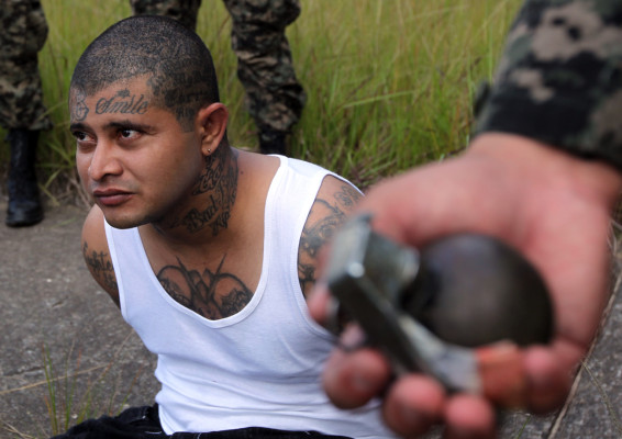 Pandilleros atacan con granadas en Guatemala