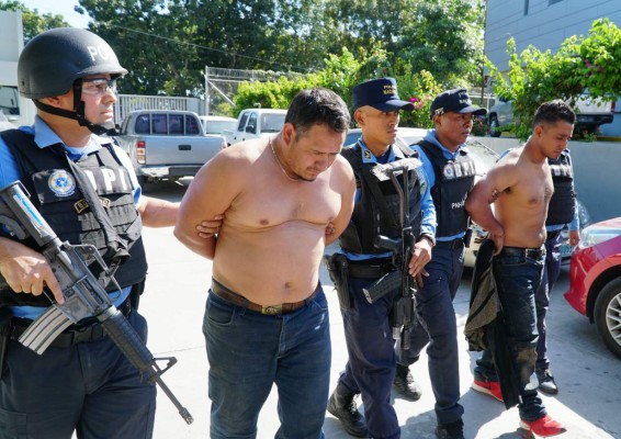 La Policía captura a dos supuestos cabecillas de la MS en El Merendón