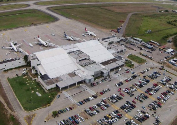 Copa, Delta y United operarán hoy en el Villeda Morales