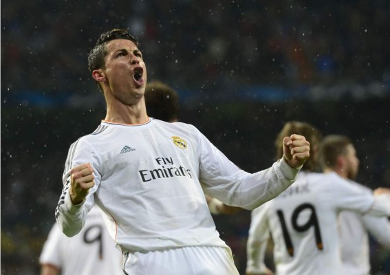 Real Madrid golea al Borussia Dortmund y pone un pie en semifinales