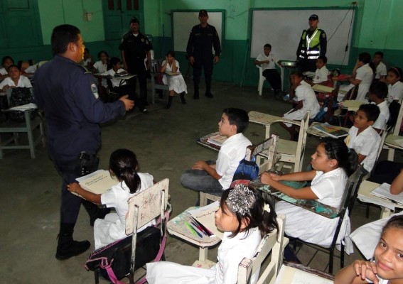 Enseñan a más de 2,000 escolares hondureños a prevenir accidentes