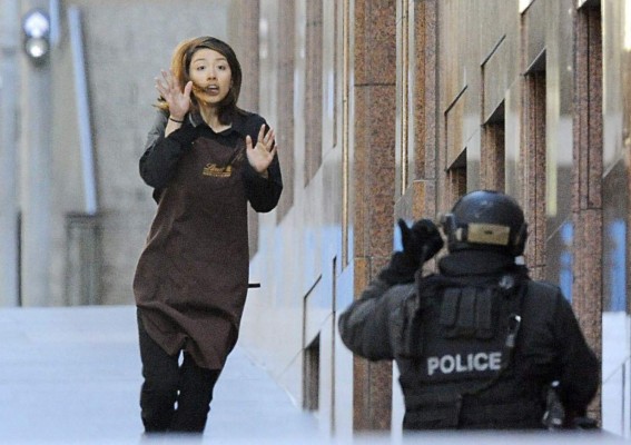 Un hombre armado toma rehenes en Sídney