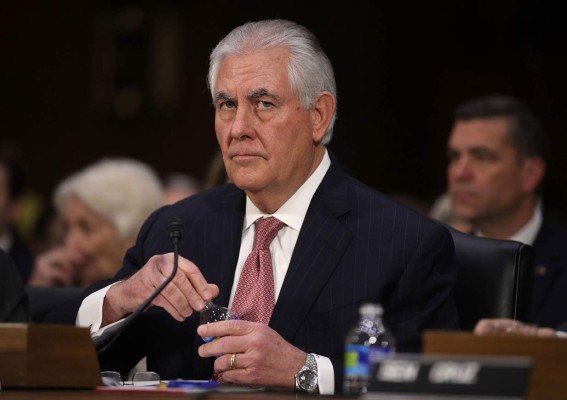 Tillerson rechaza llamar criminales y violadores a mexicanos