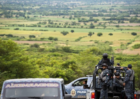 México despliega megaoperativo para encontrar a los 43 estudiantes