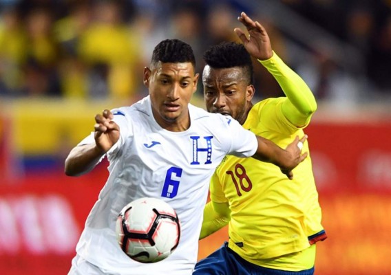 Honduras deja buenas sensaciones ante Ecuador en el debut de Fabián Coito
