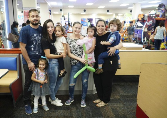 Felicidad y diversión en el Día del niño