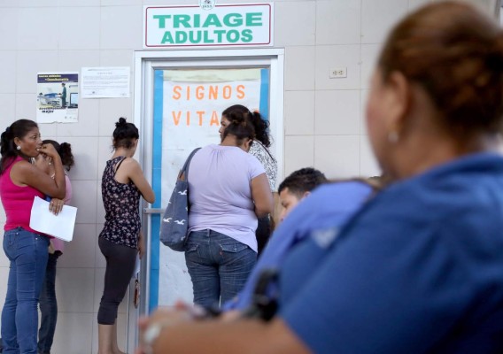 135 médicos pagaron a red por plazas en IHSS de San Pedro