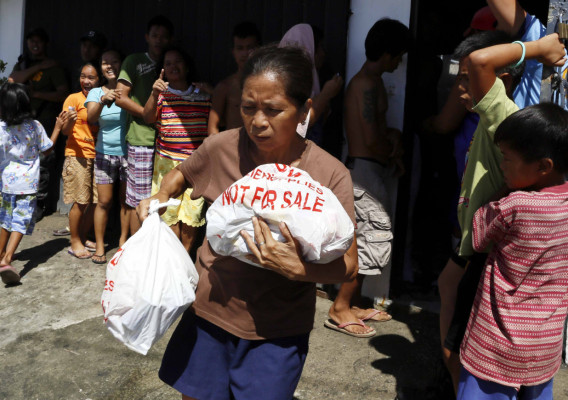 Caos y desesperación provocan saqueos en Filipinas
