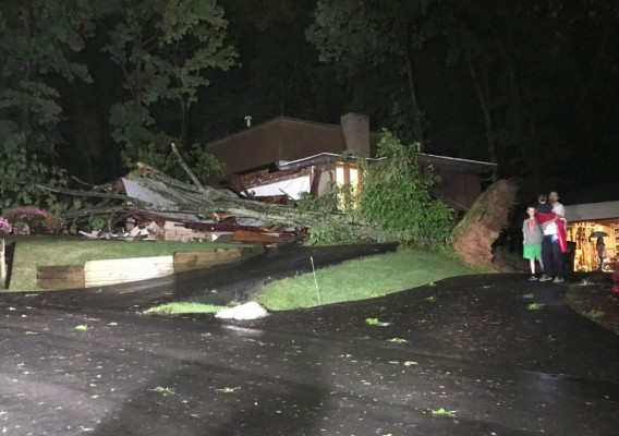 Fuertes tormentas provocan inundaciones en Washington D.C.