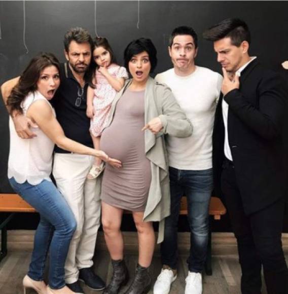 Las cuatro mamás de los hijos de Derbez se dedican de alguna manera al mundo del espectáculo.