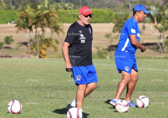 Keosseián regresó y tomó el mando del Olimpia