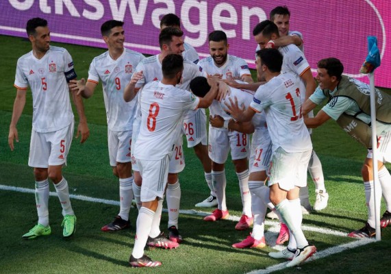 España le receta paliza a Eslovaquia y se mete a octavos de final de la Eurocopa