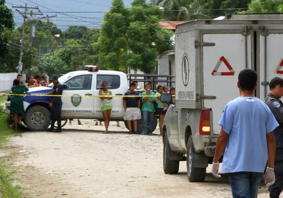 Hallan dos cadáveres dentro de bolsas en San Pedro Sula