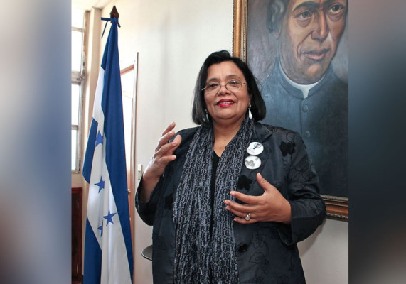 Honduras: Julieta Castellanos entre los líderes 2013 de El País