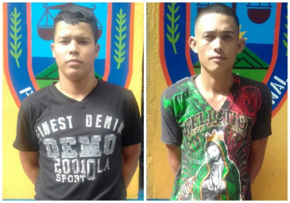 Arrestan a dos jóvenes con una chimba y supuesta marihuana en La Ceiba