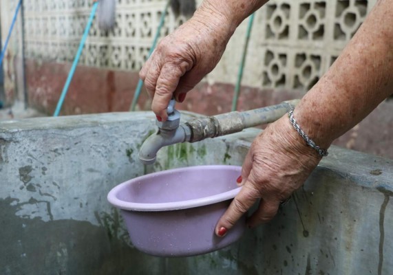 Luchan para garantizar 24 horas de agua en municipios