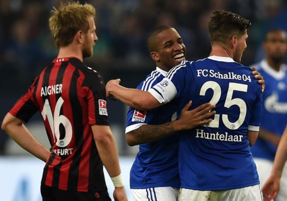 El Schalke 04 alcanza al Borussia Dortmund en el segundo lugar