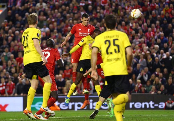 Liverpool sella su pase a semifinales en un histórico partido