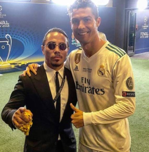 Salt Bae también es un fan declarado de la estrella de la Juventus, Cristiano Ronaldo.