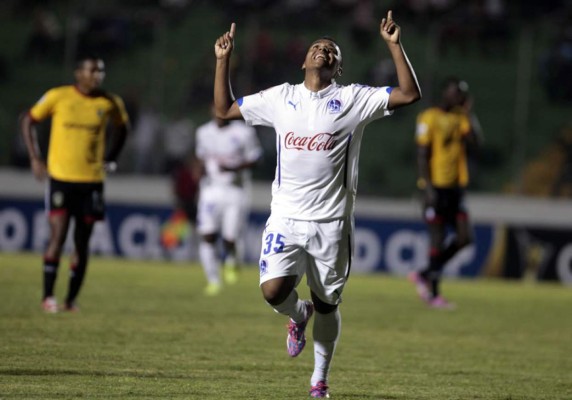 Olimpia se dio un festín de goles con el Alpha United y lidera su grupo