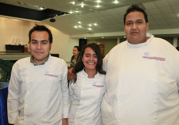 Escuela gastronómica Hernando Moreno gradúa nuevos profesionales