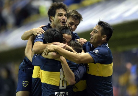 Boca Juniors conquista el superclásico y se queda con el liderato