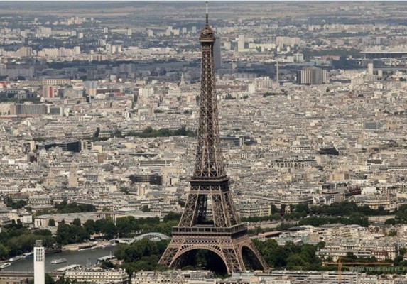 Hace 130 años Eiffel inició las obras del monumento más popular del mundo