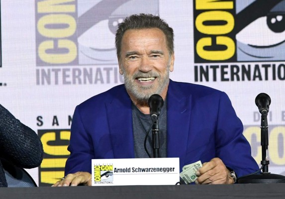 Schwarzenegger y una Sarah Connor de 'cierta edad' vuelven en Terminator