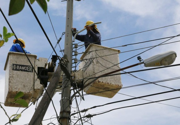 Vientos dañaron tendido eléctrico en San Pedro Sula