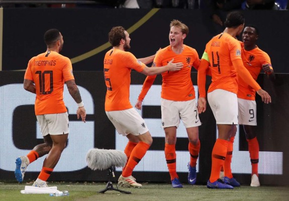 Holanda le empató a Alemania y eliminó a Francia de la Nations League
