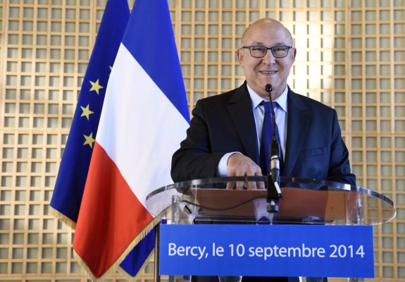 Unión Europea pide a Francia 'medidas creíbles' para reducir déficit en 2015