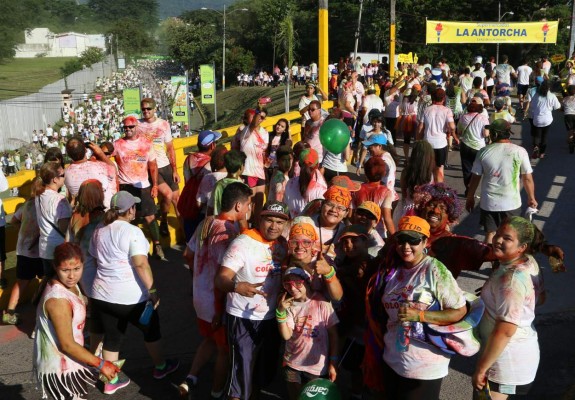 Colorun: la gigantesca fiesta de solidaridad de seis horas